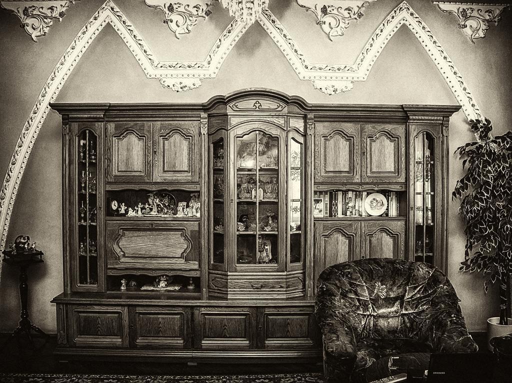 Vip-Apartments Angel Palas Chernivtsi Luaran gambar