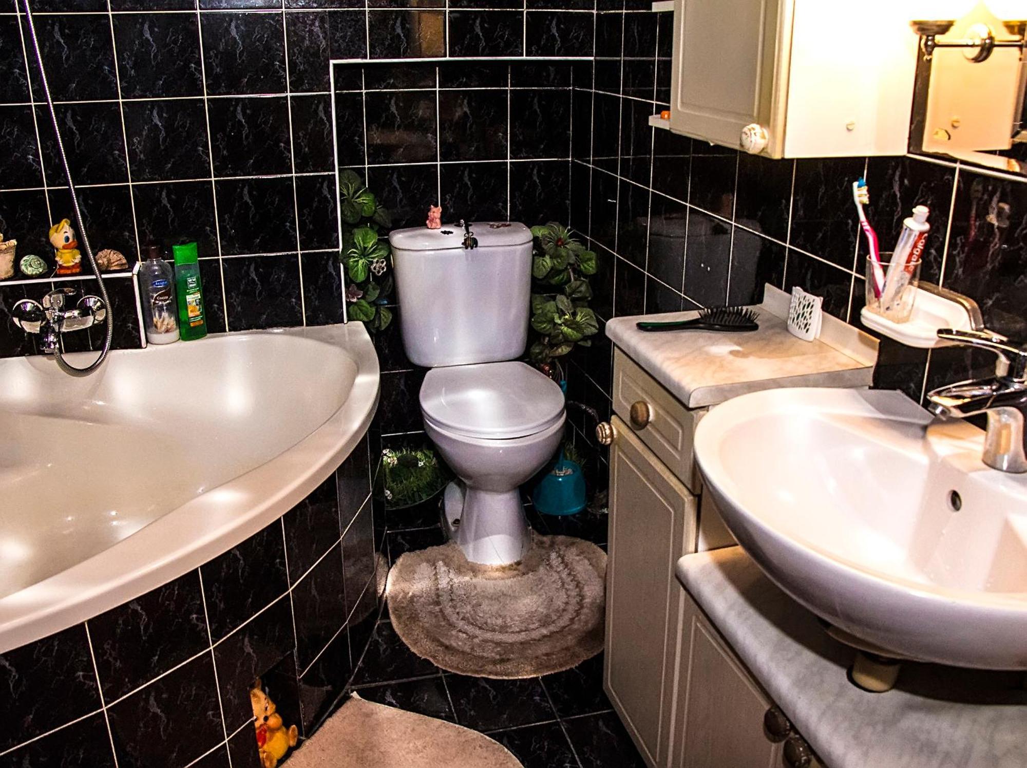 Vip-Apartments Angel Palas Chernivtsi Luaran gambar