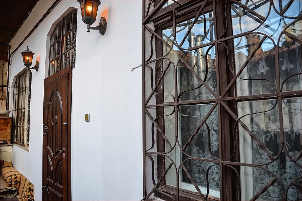 Vip-Apartments Angel Palas Chernivtsi Luaran gambar