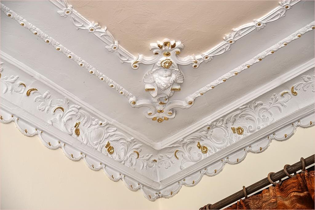 Vip-Apartments Angel Palas Chernivtsi Luaran gambar